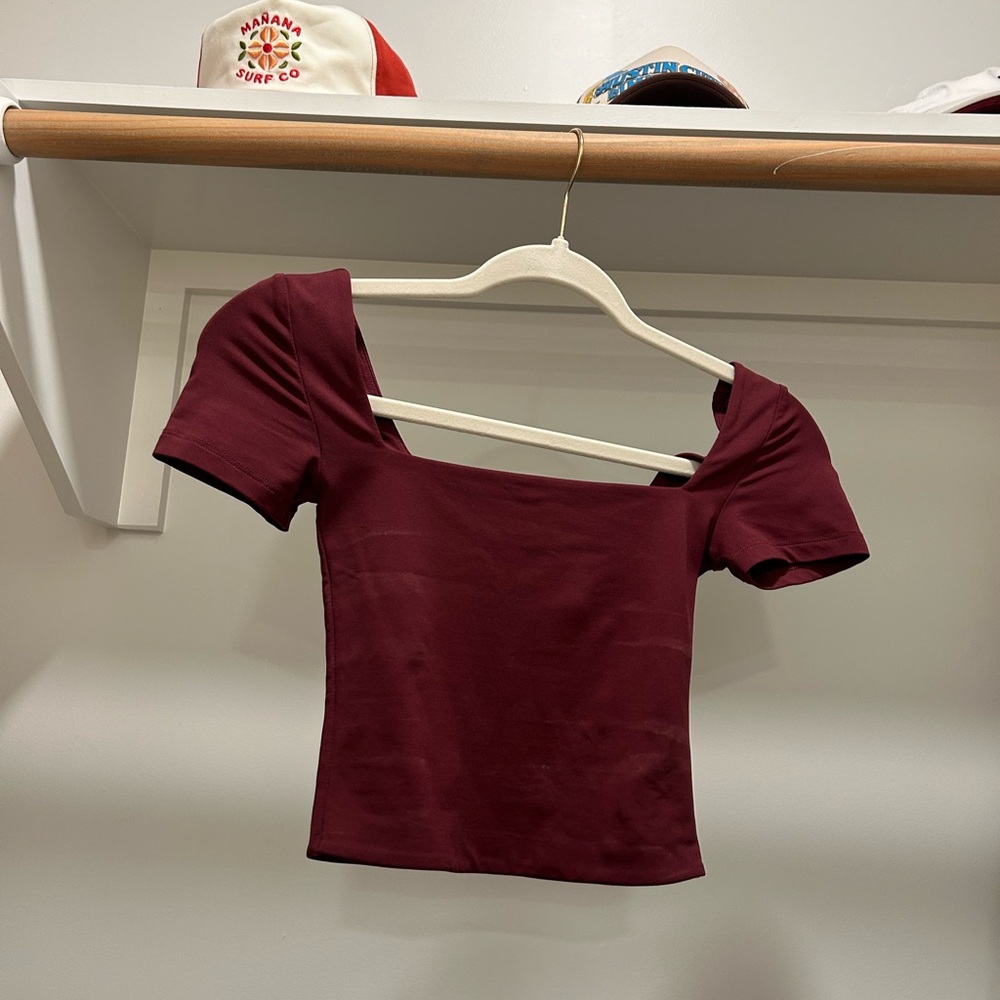 Aritzia Crop Top Maroon